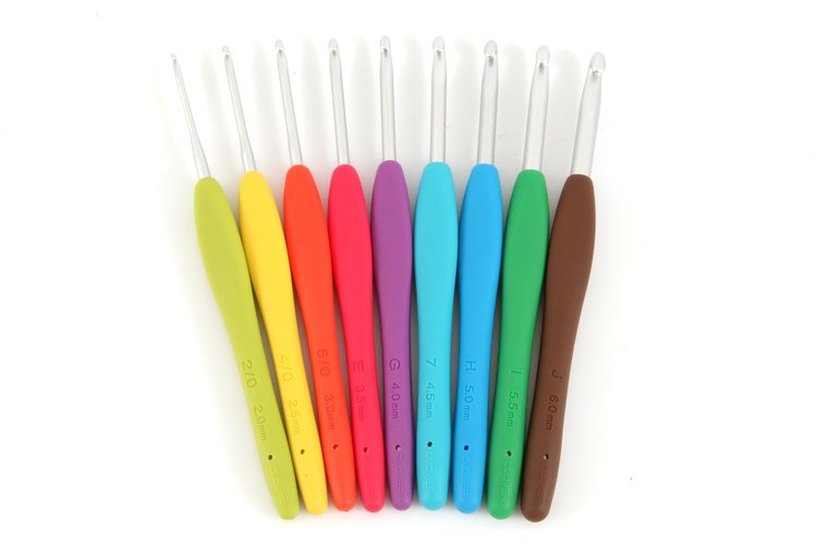 Clover Amour Steel Crochet Hooks. Comfort Grip Handle. for Lace